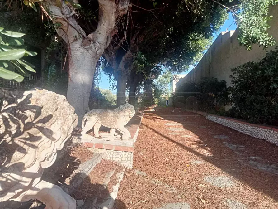 Immagine 13 di Villa in vendita  a Castelvetrano