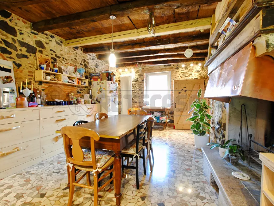 Immagine 6 di Villa in vendita  in Piazza Roma 36 a Brogliano