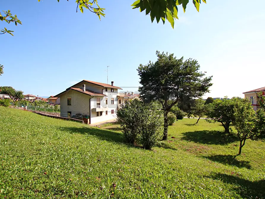 Immagine 1 di Villa in vendita  in Via Debba a Longare