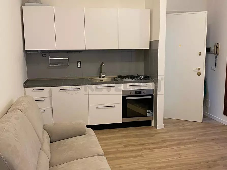 Immagine 3 di Appartamento in affitto  a Vicenza