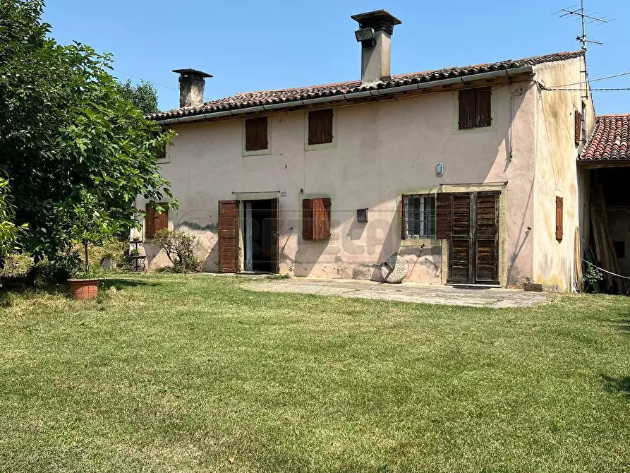 Immagine 3 di Porzione di casa in vendita  in Via Casette 4 a Val Liona