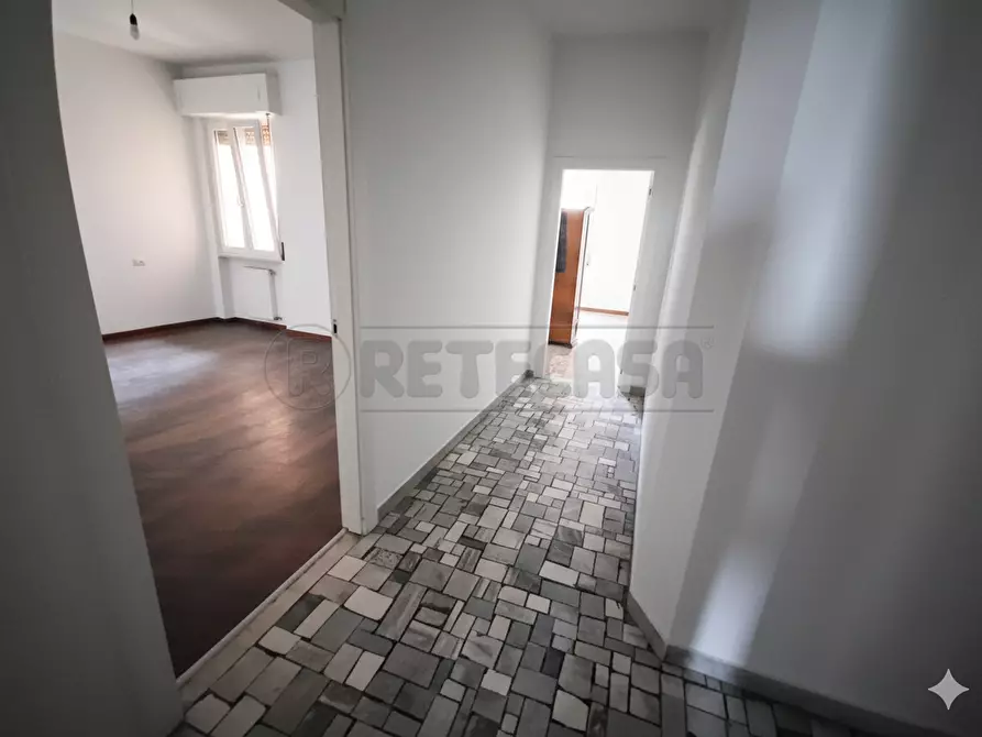 Immagine 11 di Trilocale in vendita  in Via Dante a Cremona