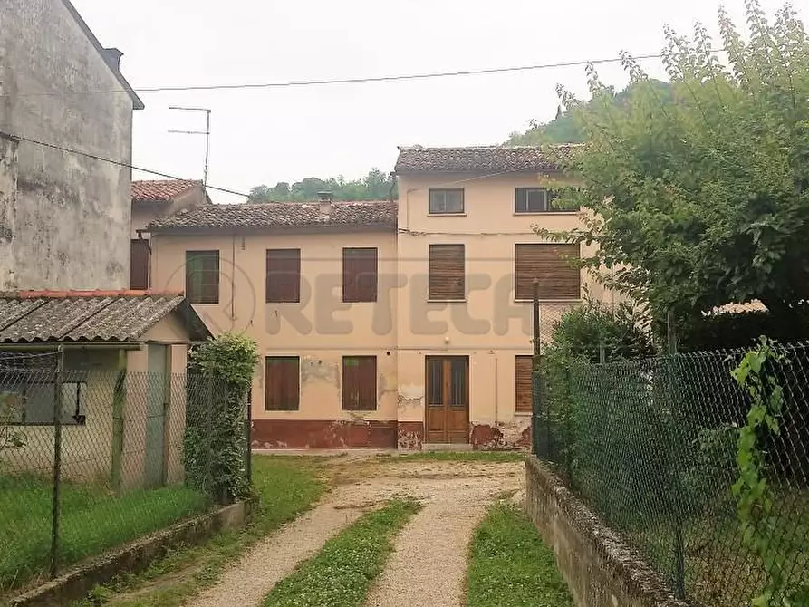 Immagine 1 di Casa indipendente in vendita  in via fontanelle 13 a Montecchio Maggiore
