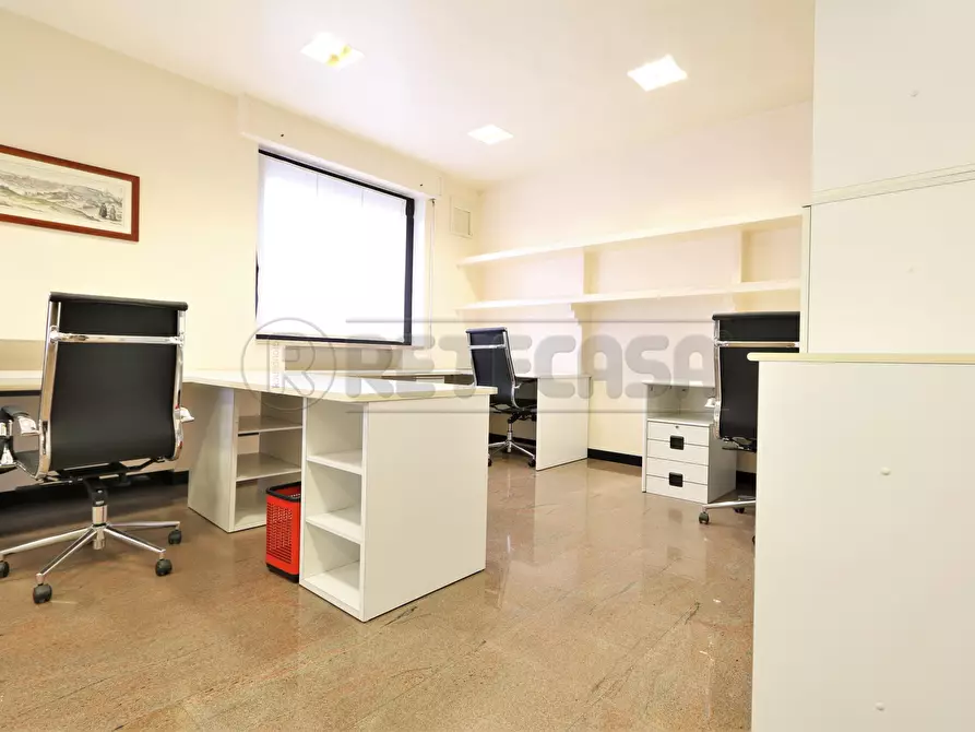 Immagine 6 di Ufficio in affitto  in Viale San Lazzaro a Vicenza
