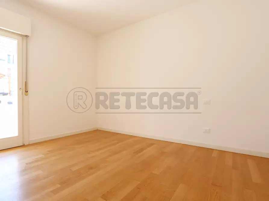 Immagine 24 di Trilocale in vendita  in Via Riello 30 a Vicenza