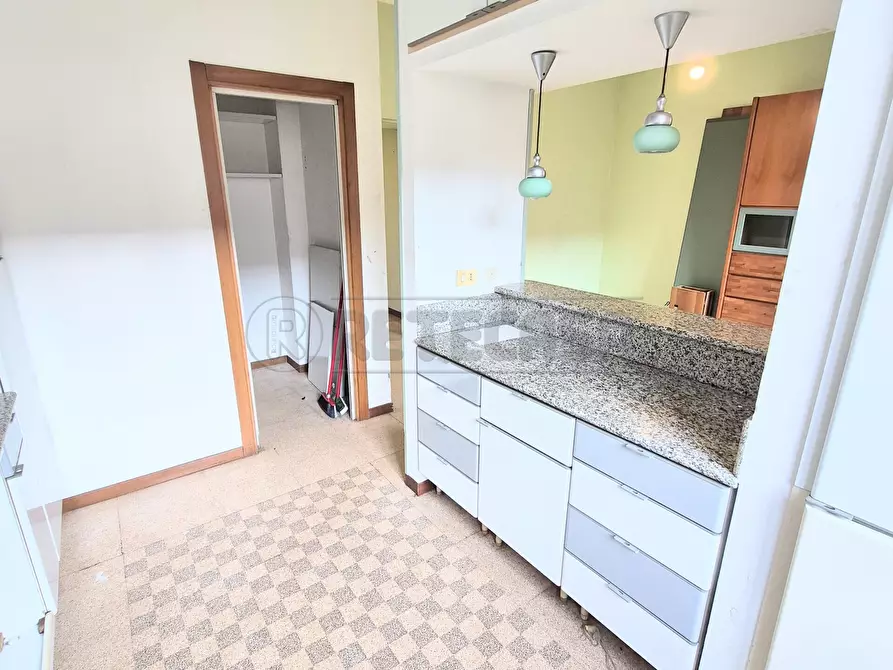 Immagine 8 di Trilocale in vendita  a Pescara