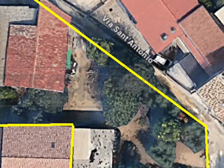 Immagine 1 di Rustico / casale in vendita  in Via Indipendenza a Puegnago Sul Garda