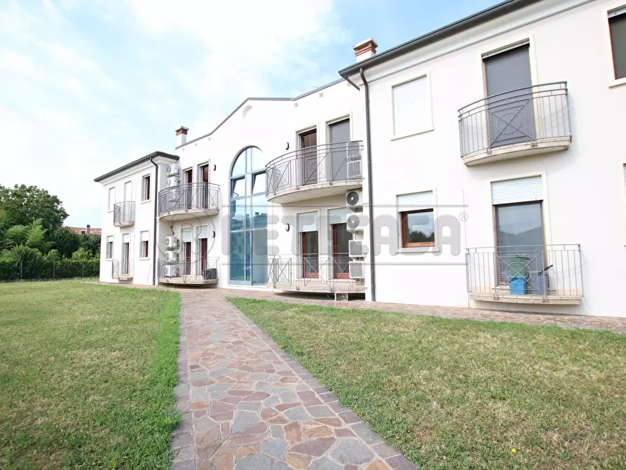 Immagine 5 di Terratetto in vendita  in Via Giovanni Falcone a Barbarano Mossano