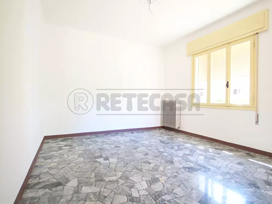 Immagine 6 di Villa in affitto  a Vicenza