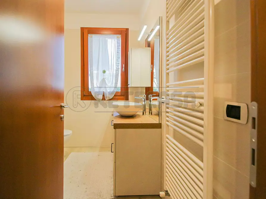 Immagine 18 di Bilocale in vendita  in VIA EUROPA 12 a Quinto Vicentino