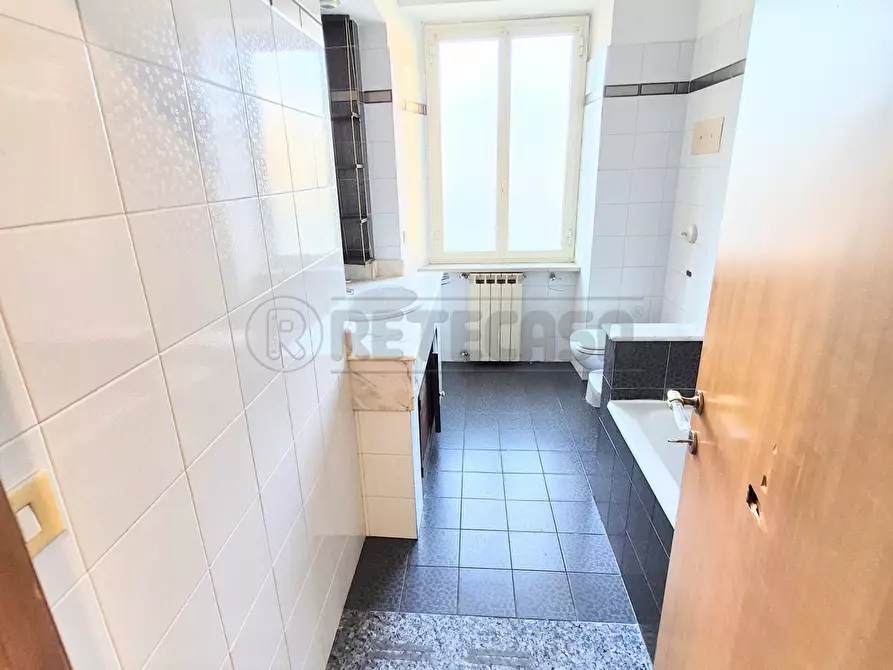 Immagine 14 di Trilocale in vendita  a Pescara