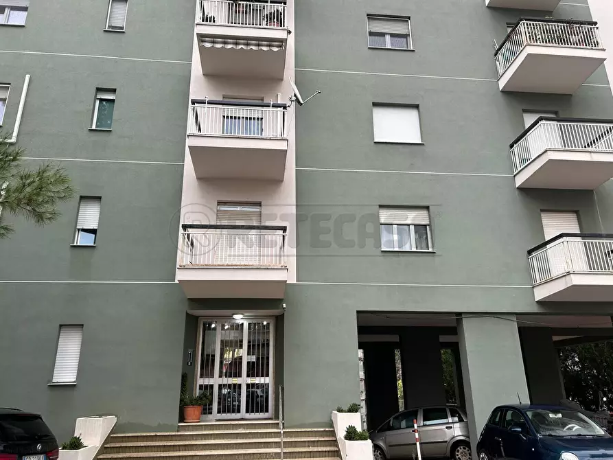 Immagine 11 di Pentalocale in vendita  in Via Malta 73 a Caltanissetta