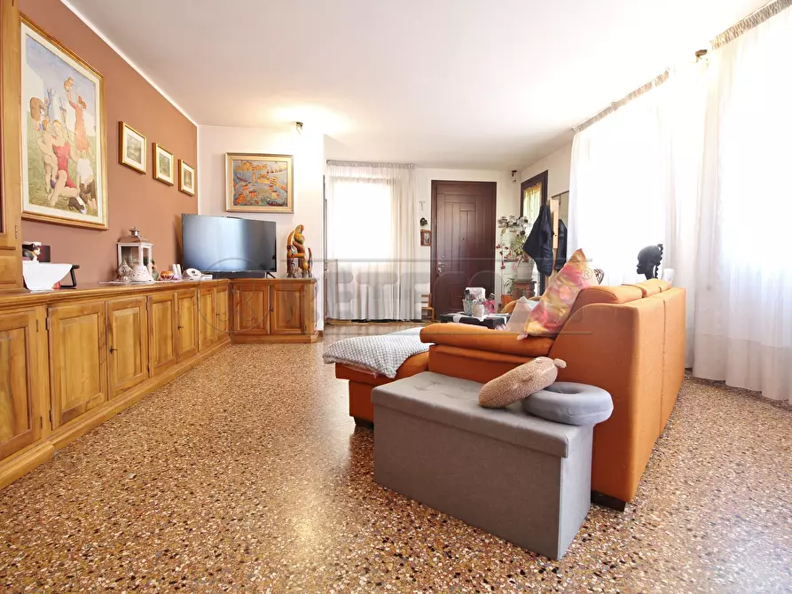 Immagine 6 di Casa indipendente in vendita  in Stradella dei Muzzi 22 a Montebello Vicentino