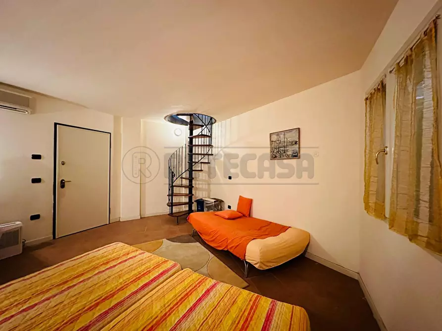 Immagine 24 di Appartamento in affitto  in Via del torchio a Manerba Del Garda