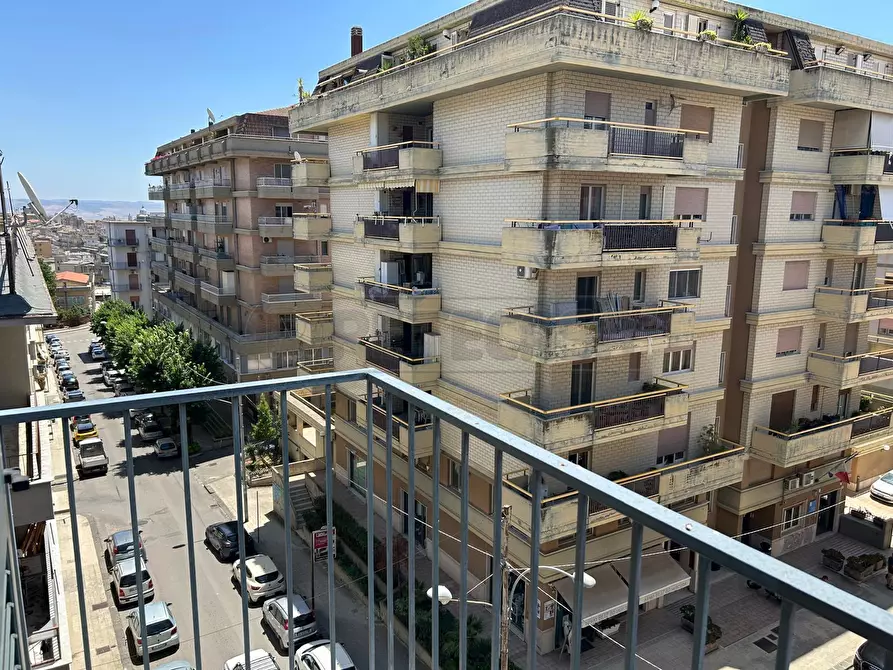 Immagine 3 di Appartamento in vendita  in VIA VAL D'AOSTA 19 a Caltanissetta
