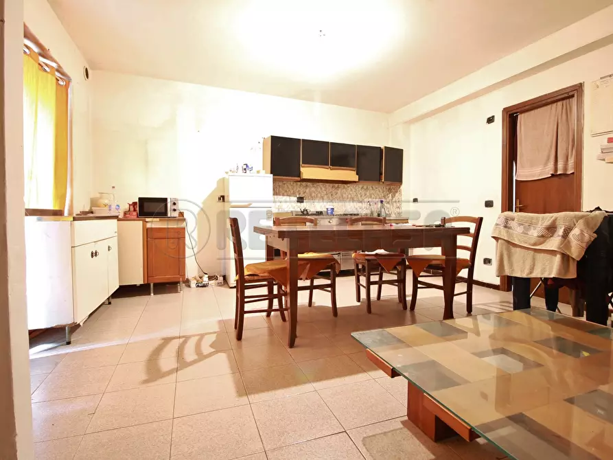 Immagine 4 di Appartamento in vendita  in via Roma 34/36 a Montebello Vicentino