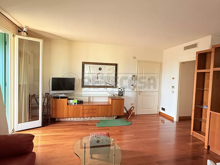 Immagine 3 di Bilocale in vendita  in Via delle Stelle Alpine a Creazzo