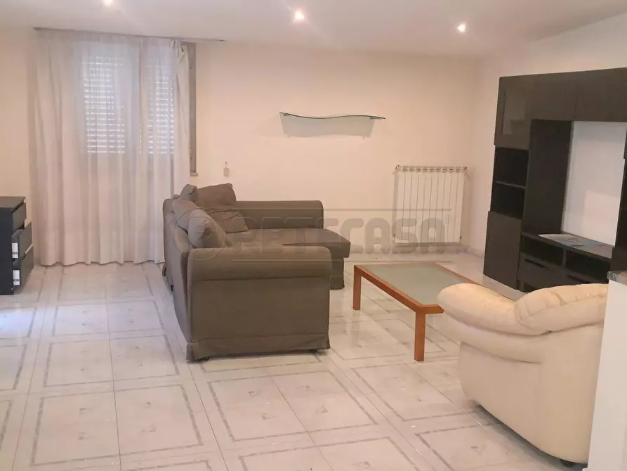 Immagine 12 di Appartamento in affitto  in Viale della Vittoria a Marcianise