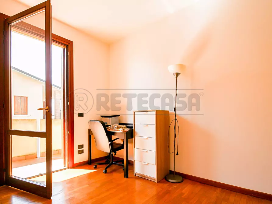Immagine 19 di Bilocale in affitto  in Via Aldo Moro a Bolzano Vicentino