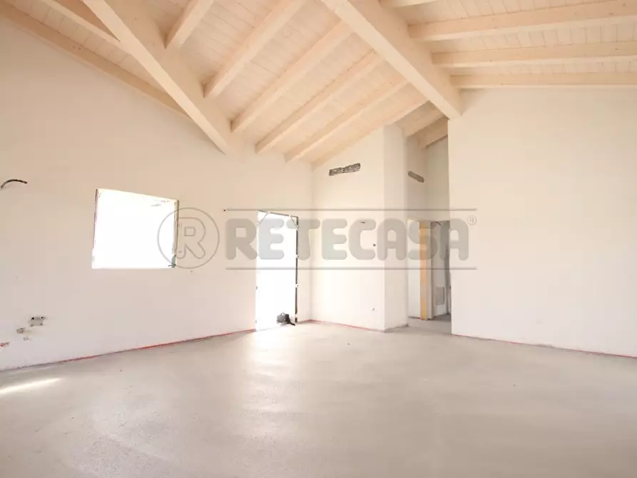 Immagine 1 di Porzione di casa in vendita  in Via Dante Alighieri a Longare