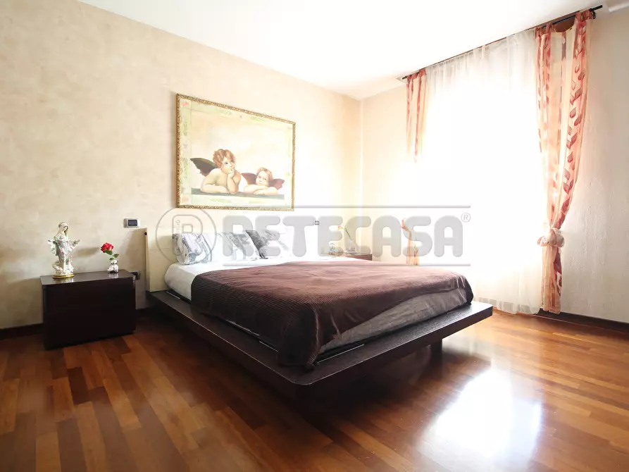 Immagine 14 di Appartamento in vendita  in VIALE DELL'INDUSTRIA 17 a San Giovanni Ilarione