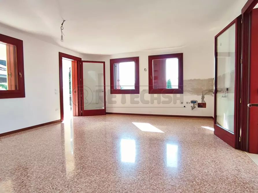 Immagine 14 di Porzione di casa in affitto  in Via Moretto 17 a Arzignano