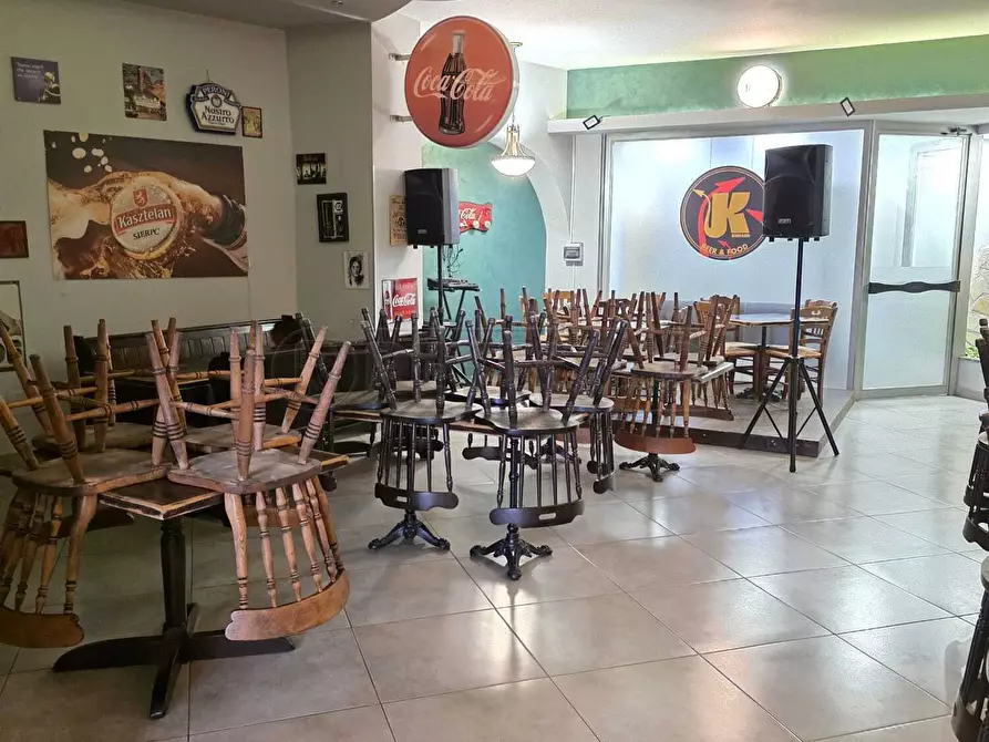 Immagine 8 di Pizzeria / Pub in vendita  a Mercato San Severino