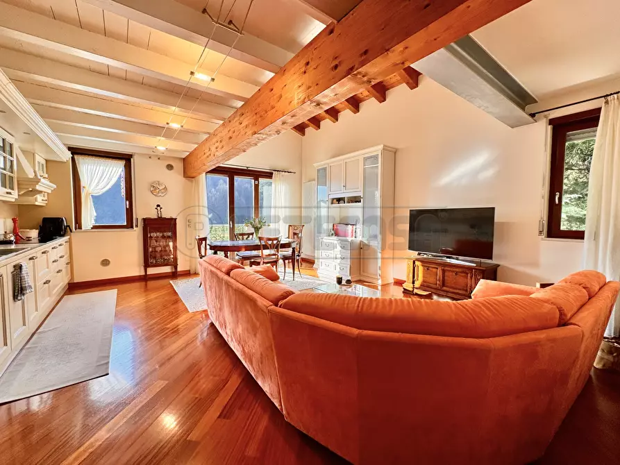 Immagine 11 di Appartamento in vendita  in Via Magaraggia 1 a Valdagno