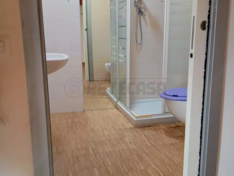 Immagine 21 di Trilocale in vendita  a Bergamo