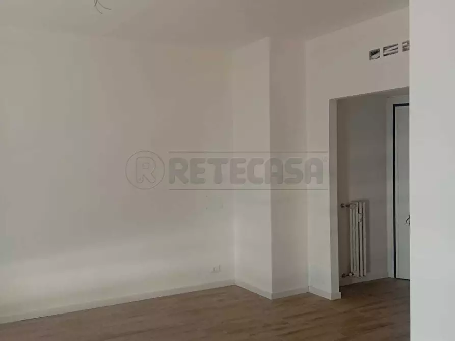 Immagine 3 di Trilocale in vendita  in Via Gioachino Rossini 7 a Bergamo