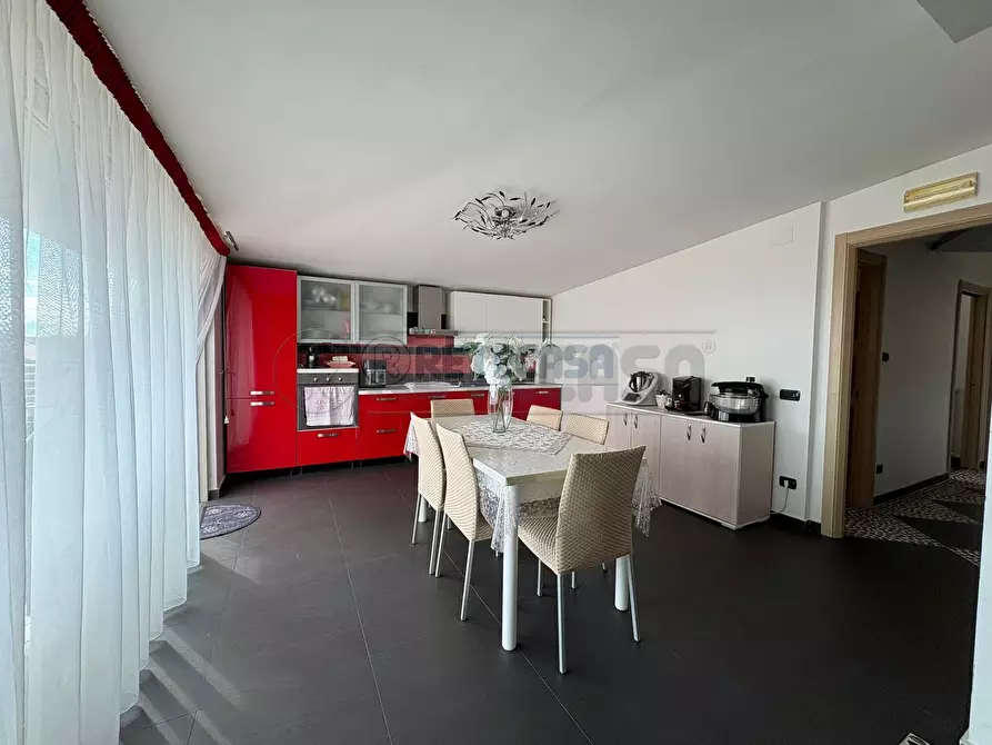 Immagine 26 di Mansarda in vendita  in Via Nicola Gaglione a Marcianise