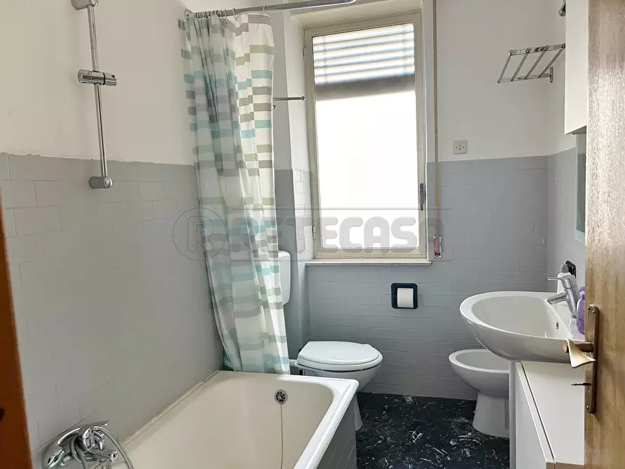 Immagine 10 di Quadrilocale in vendita  in Via Napoleone Colajanni 8 a Caltanissetta