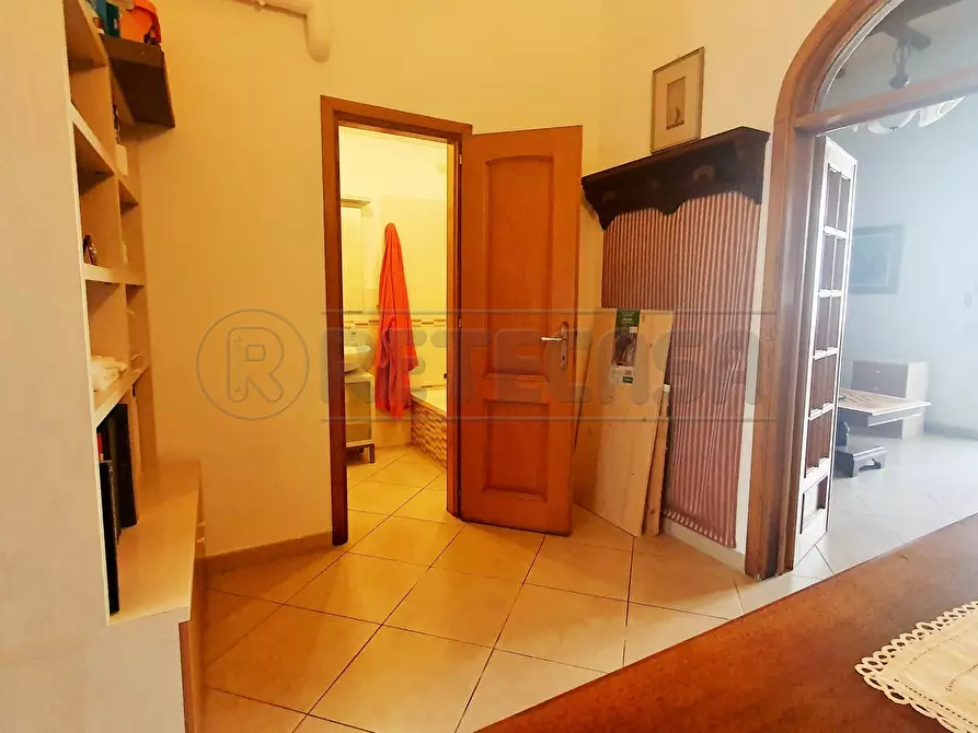 Immagine 6 di Porzione di casa in vendita  in Via Trento 1 a Viareggio