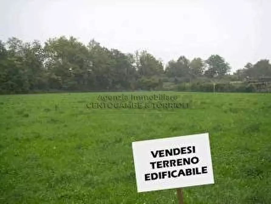 Immagine 1 di Terreno edificabile in vendita  in Via Sarzanese Valdera 604A a Massarosa