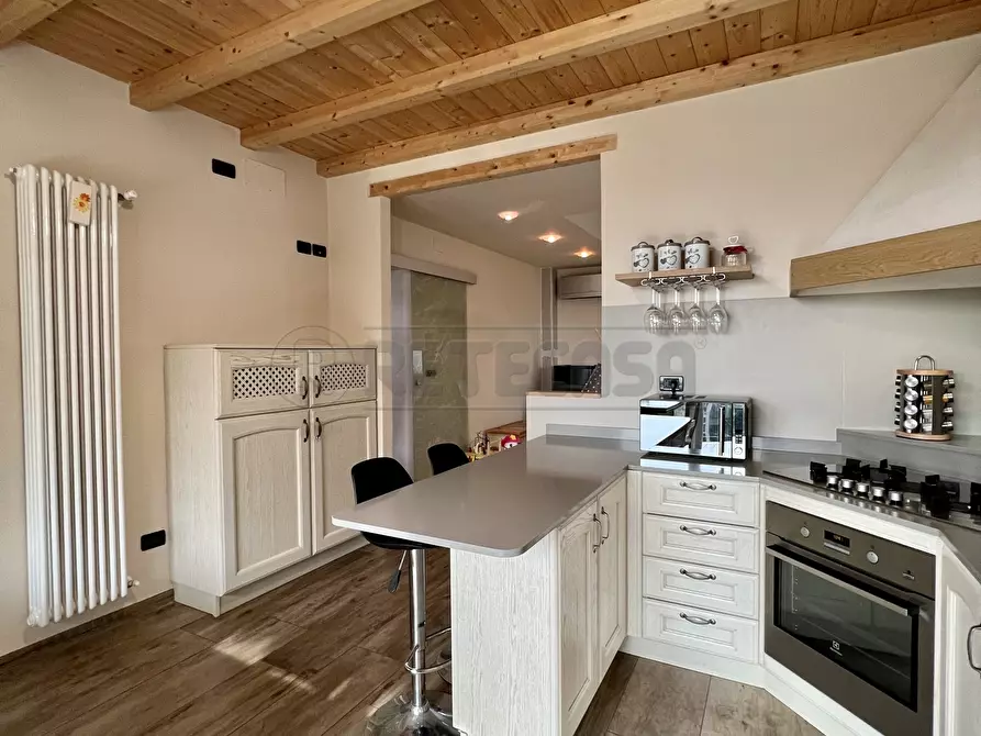 Immagine 7 di Casa semindipendente in vendita  in via castelli quattro martiri 95 a Montecchio Maggiore