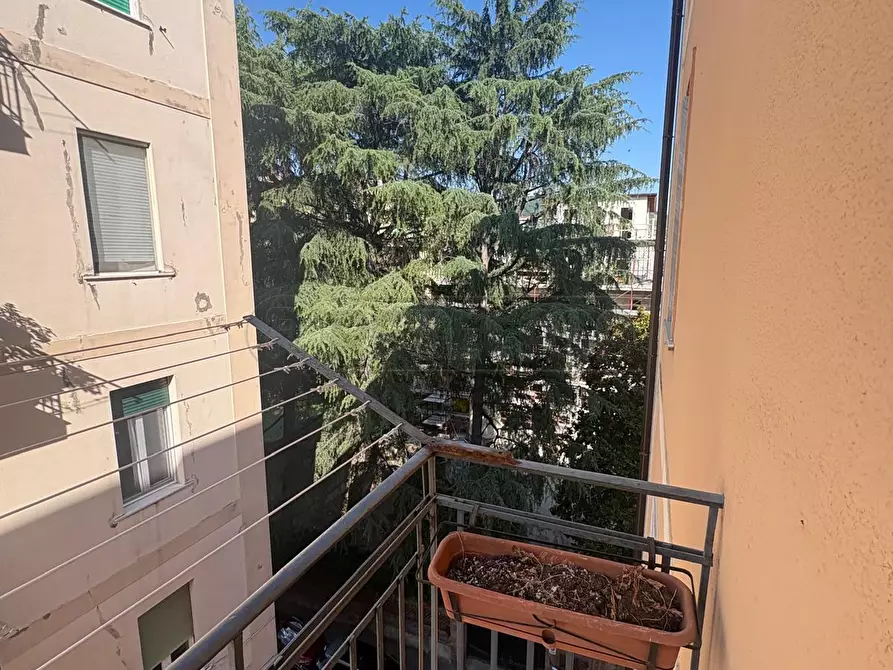 Immagine 34 di Pentalocale in affitto  in via renato de martino 16 a Salerno