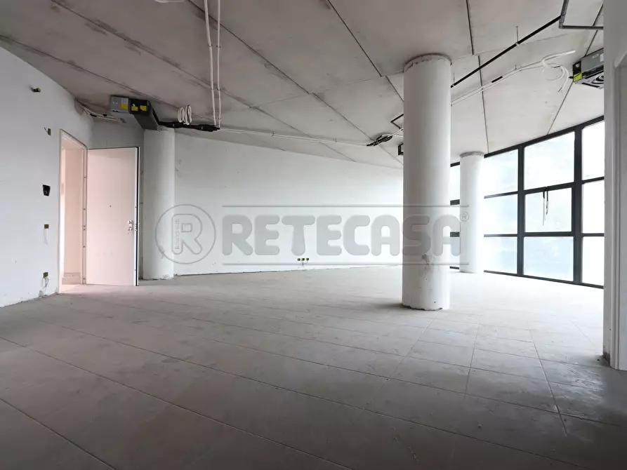 Immagine 33 di Ufficio in affitto  a Vicenza