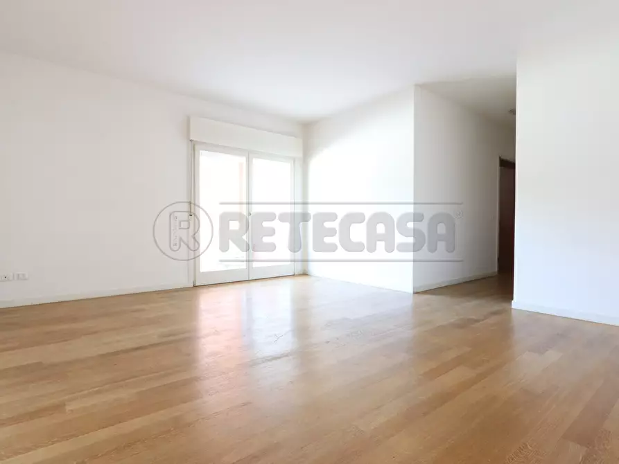 Immagine 12 di Bilocale in vendita  in Via Riello a Vicenza