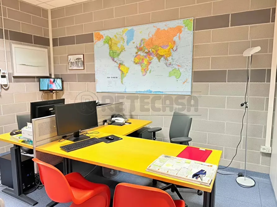 Immagine 2 di Laboratorio in affitto  a Camisano Vicentino