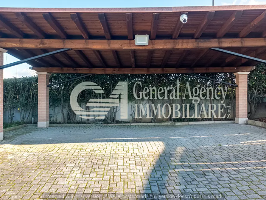 Immagine 97 di Villa in affitto  in Via Mario Mattoli a Roma