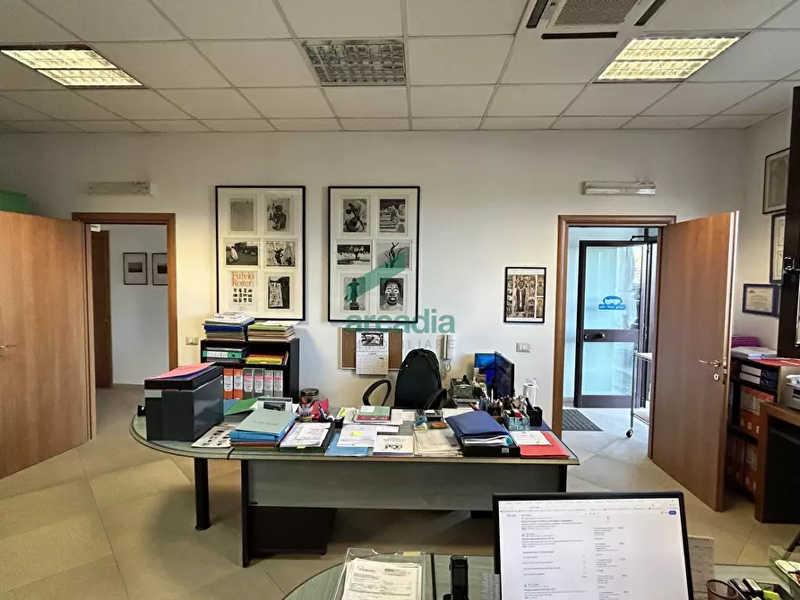 Immagine 30 di Attività artigianale in vendita  in Strada Provinciale Modugno-Bari 83 a Modugno