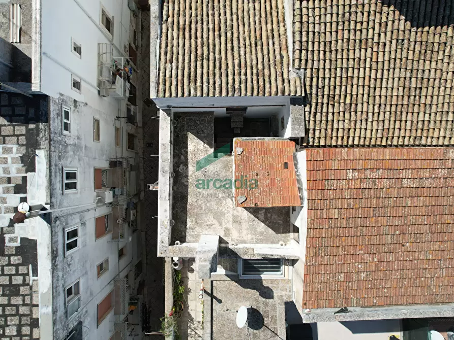 Immagine 37 di Appartamento in vendita  in Piazza Nicola e Costa 13 a Castellana Grotte