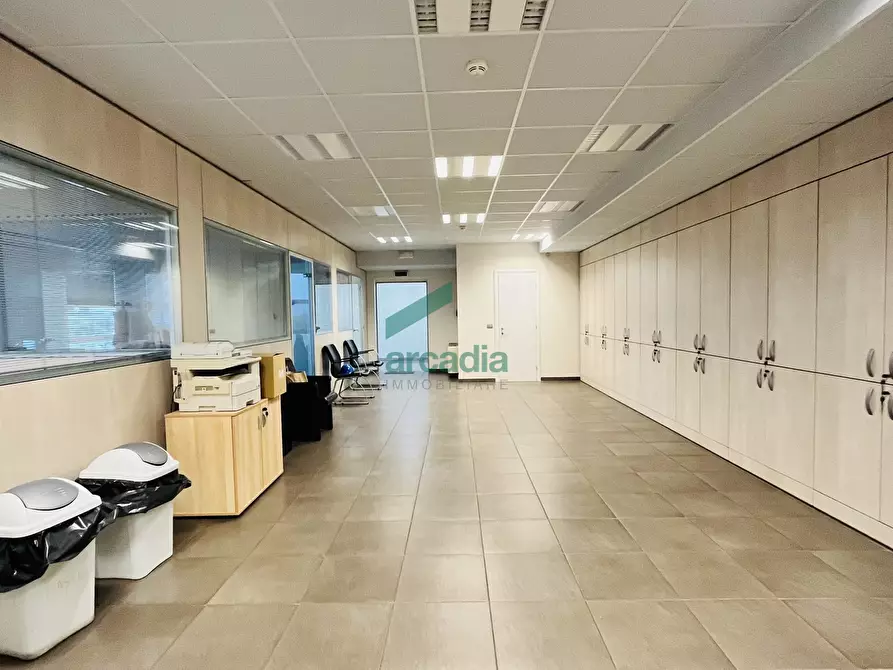 Immagine 27 di Attività artigianale in vendita  in Contrada Parco Vecchio 11 a Bitritto