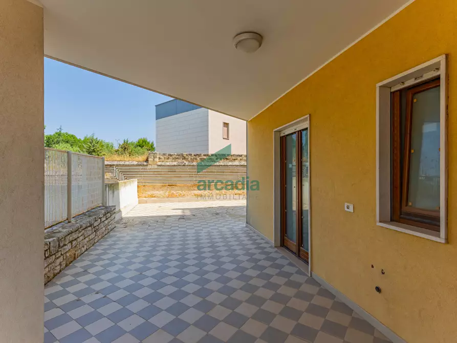 Immagine 30 di Trilocale in vendita  in Via Benigno Zaccagnini 1 a Bitetto