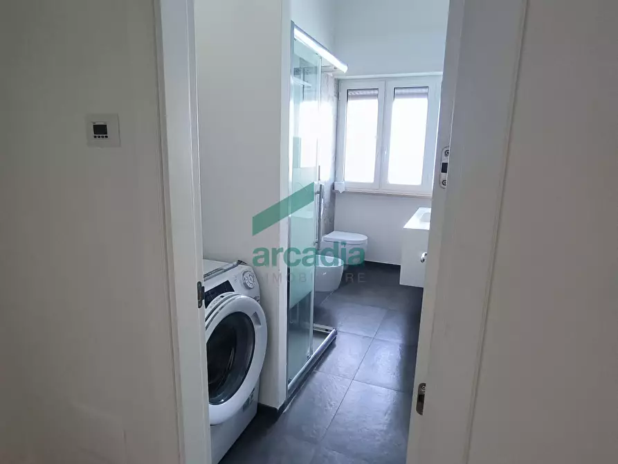 Immagine 25 di Bilocale in affitto  in Via Dalmazia 191 a Bari