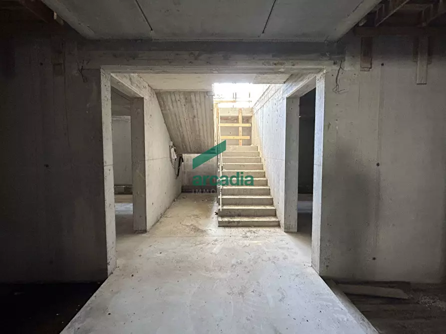 Immagine 15 di Trilocale in vendita  in Via Giuseppe Sangiorgi 3 a Bari