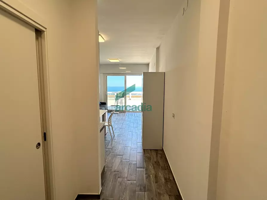 Immagine 19 di Monolocale in vendita  in Viale delle Querce 3 a Fasano