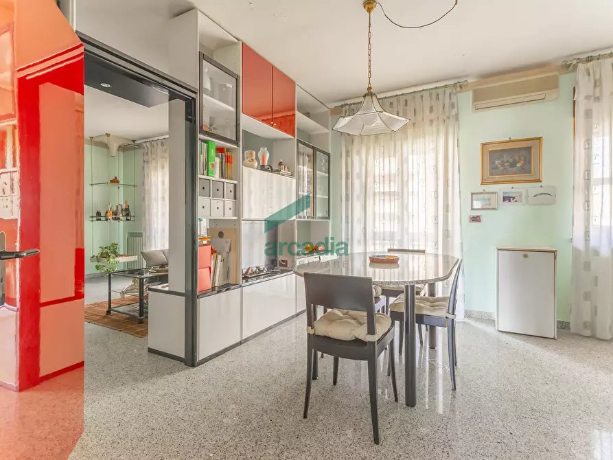 Immagine 1 di Quadrilocale in vendita  in Via Rosario Livatino 9 a Bari