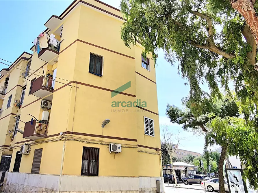 Immagine 15 di Trilocale in vendita  in Via Peucetia 72 a Bari