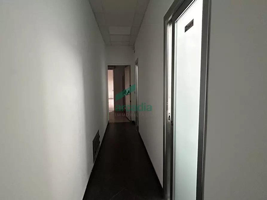 Immagine 24 di Attività artigianale in vendita  in sp231 km 79.400 a Modugno